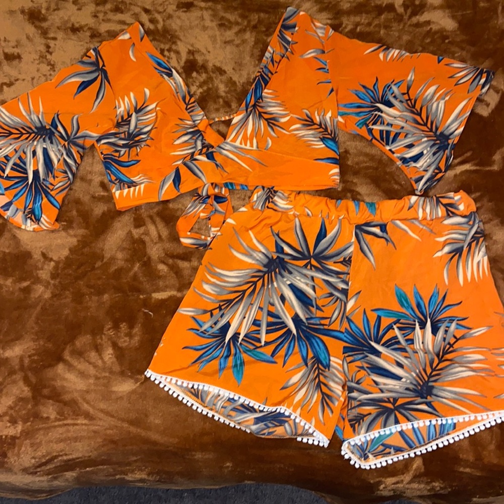 Shein Hawaiian 2 piece set.
